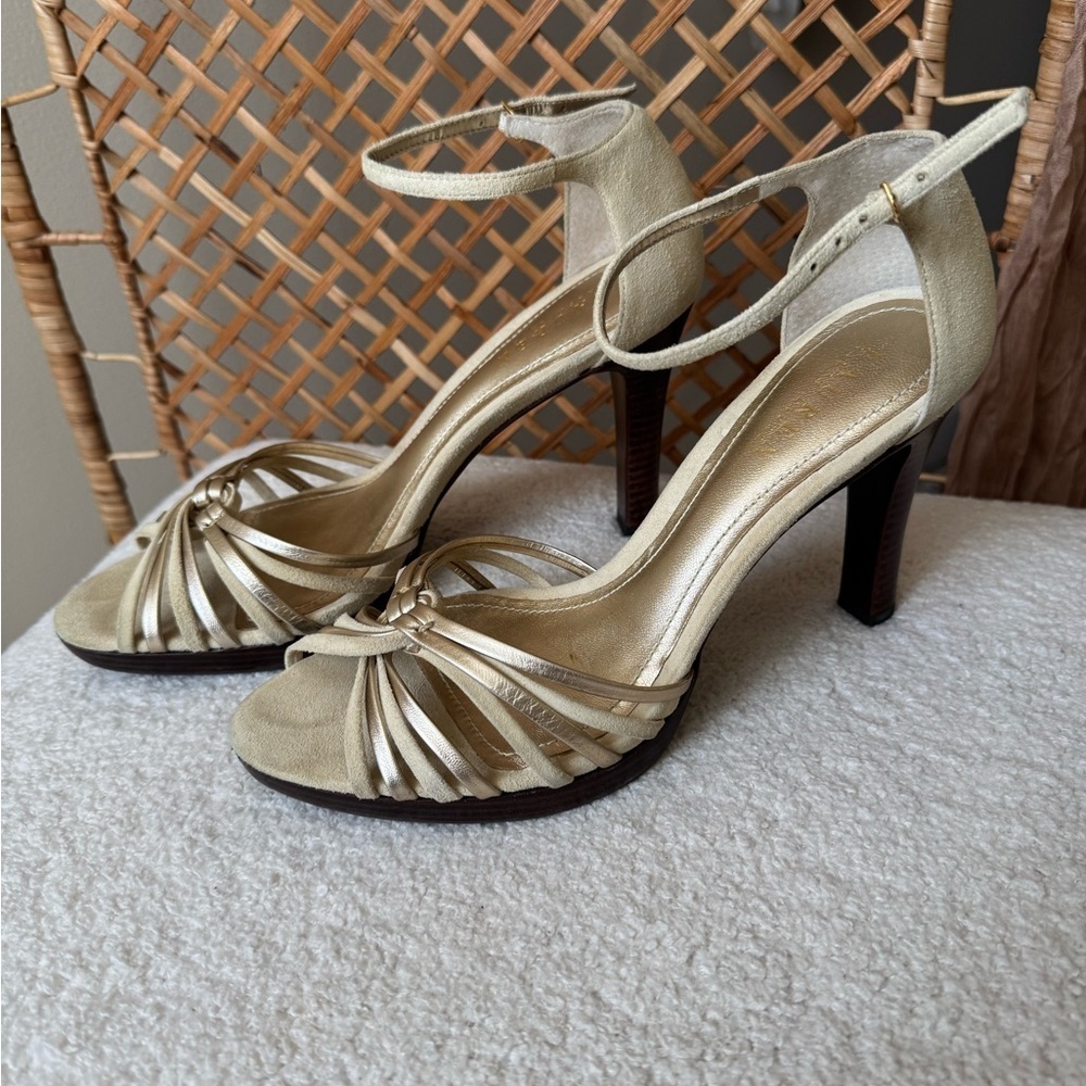 Ralph Lauren Gold and Cream Heels - Picture 14 of 15